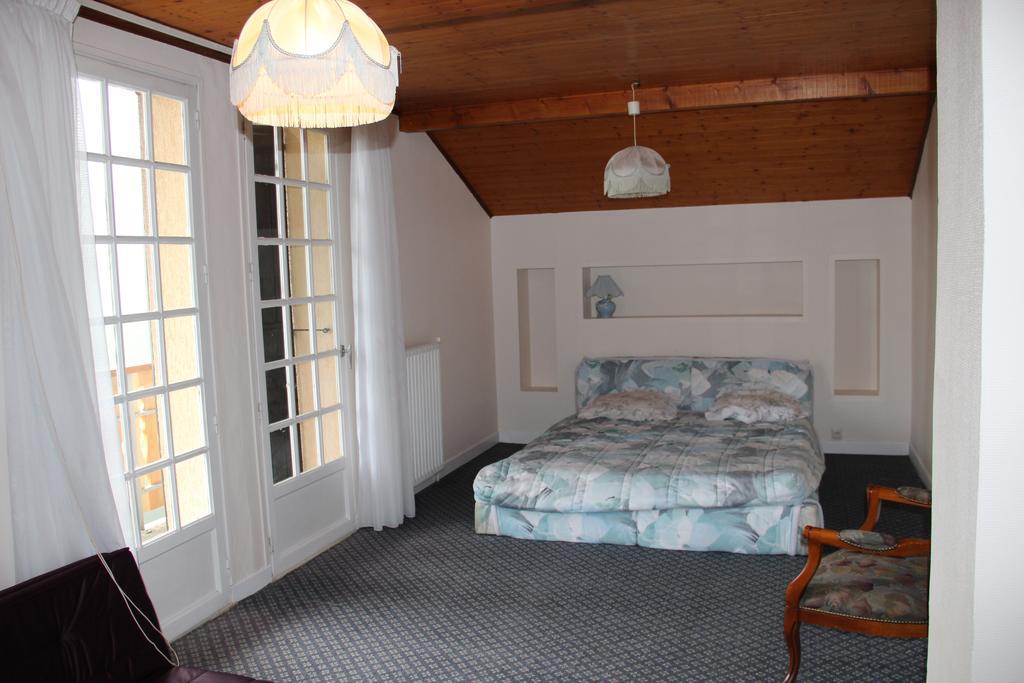Holiday Home Maison De La Litiere Pugny-Chatenod Quarto foto